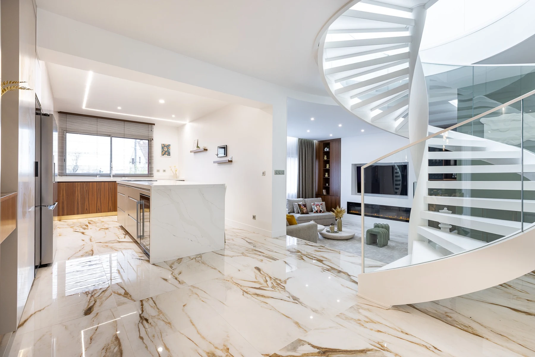 Intérieur avec escalier